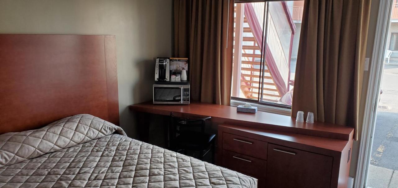 Motel Falcon Brossard Luaran gambar
