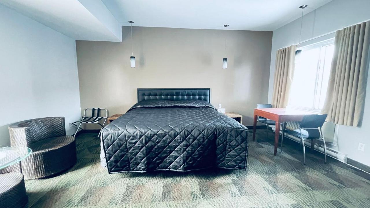 Motel Falcon Brossard Luaran gambar