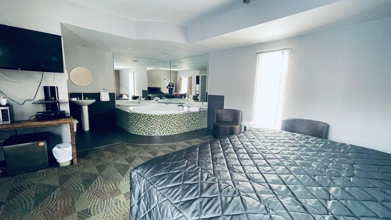 Motel Falcon Brossard Luaran gambar