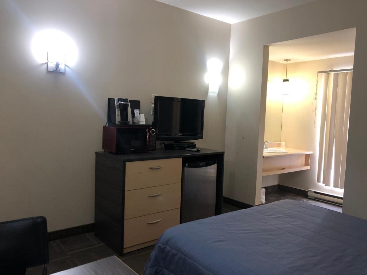 Motel Falcon Brossard Luaran gambar