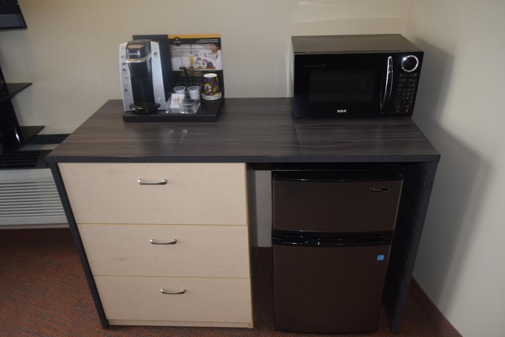 Motel Falcon Brossard Luaran gambar