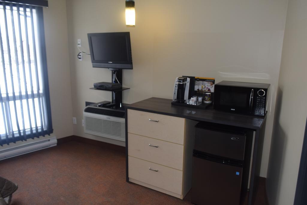 Motel Falcon Brossard Luaran gambar